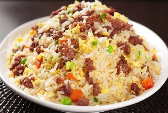 Beef Fried Rice with Eggs 牛肉炒飯